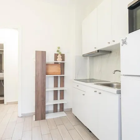 Houseloft Metropolitan Charm * Салоніки