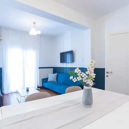 Апартаменти Houseloft Metropolitan Charm *